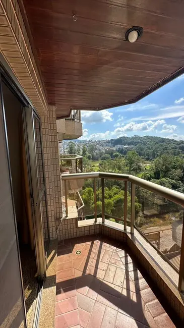 Apartamento com 3 quartos à venda, 165m2 em Centro, Sao Lourenco - MG - imagem 6 Foto 6 de Apartamento com 3 quartos à venda, 165m2 em Centro, Sao Lourenco - MG