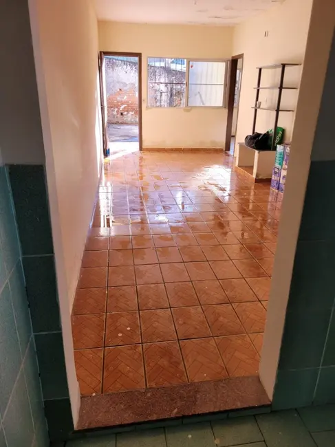 Foto 8 de Casa com 2 quartos à venda, 210m2 em Sao Lourenco - MG