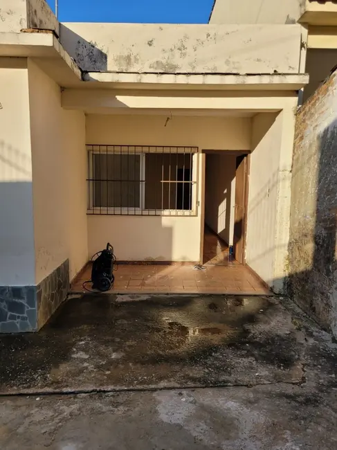 Foto 6 de Casa com 2 quartos à venda, 210m2 em Sao Lourenco - MG