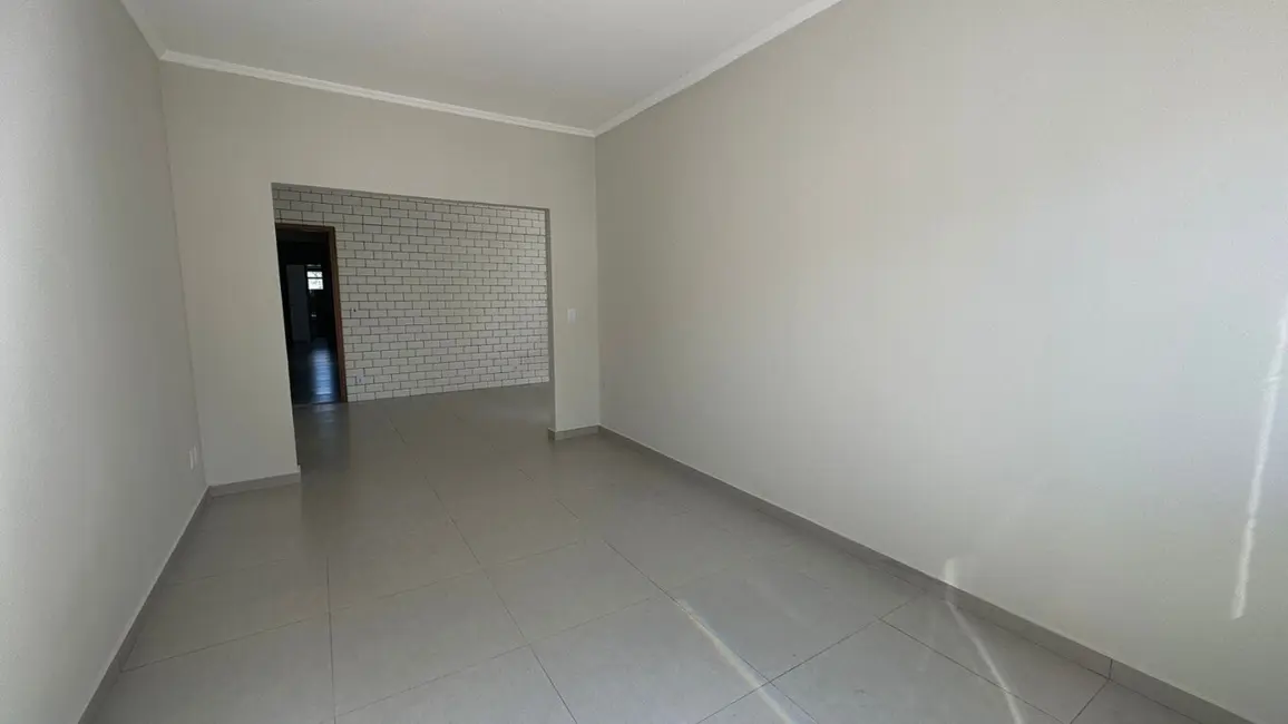 Foto 5 de Casa com 3 quartos à venda, 174m2 em Sao Lourenco - MG