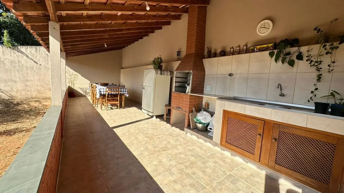 Foto 9 de Casa com 3 quartos à venda, 202m2 em Sao Lourenco - MG