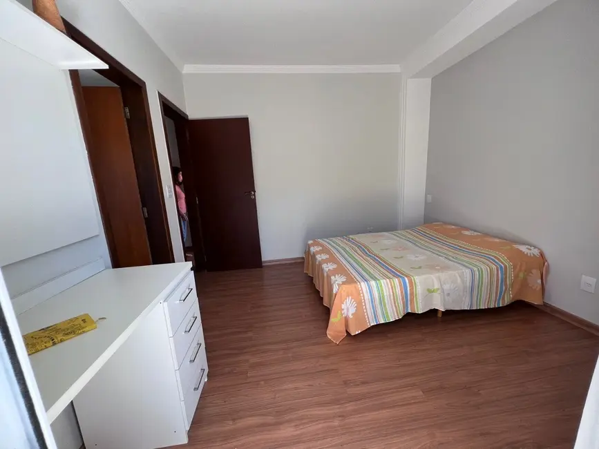 Apartamento com 3 quartos à venda, 163m2 em Sao Lourenco - MG - imagem 3 Foto 3 de Apartamento com 3 quartos à venda, 163m2 em Sao Lourenco - MG