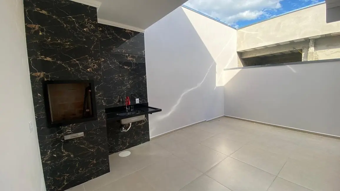 Casa com 2 quartos à venda, 125m2 em Sao Lourenco - MG - imagem 2 Foto 2 de Casa com 2 quartos à venda, 125m2 em Sao Lourenco - MG