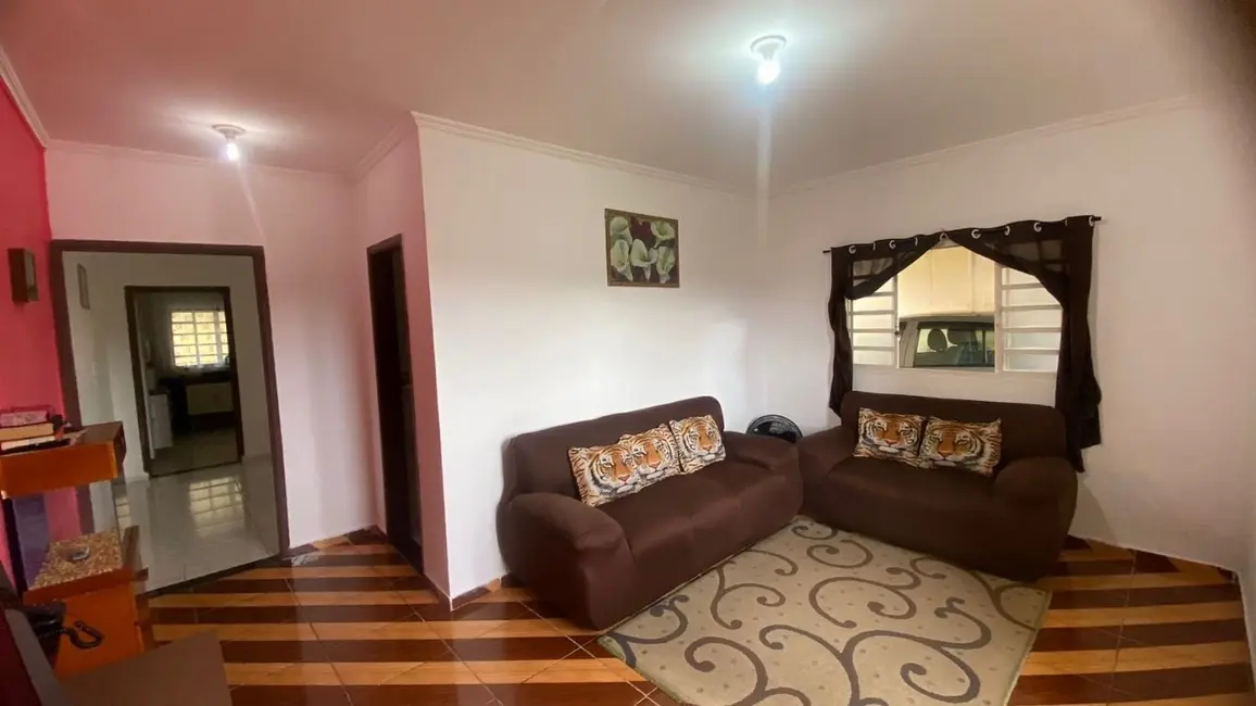 Foto 4 de Casa com 2 quartos à venda, 190m2 em Sao Lourenco - MG