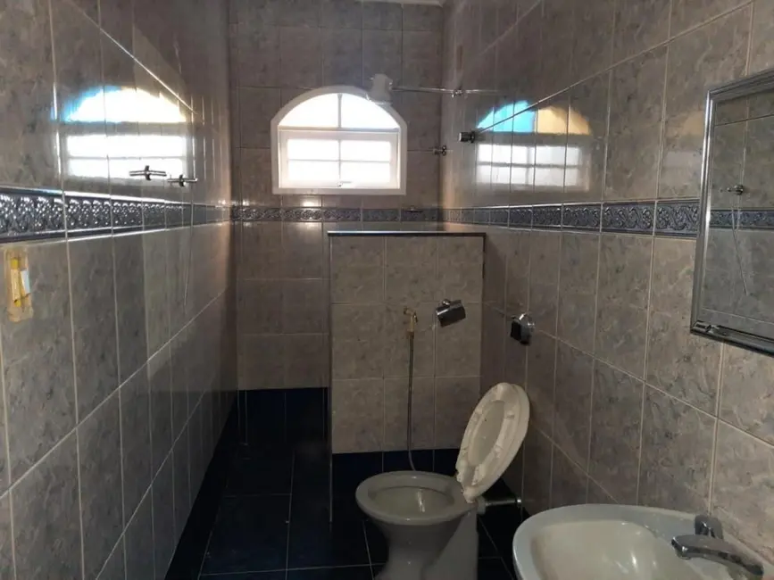 Casa com 3 quartos à venda, 200m2 em Sao Lourenco - MG - imagem 5 Foto 5 de Casa com 3 quartos à venda, 200m2 em Sao Lourenco - MG