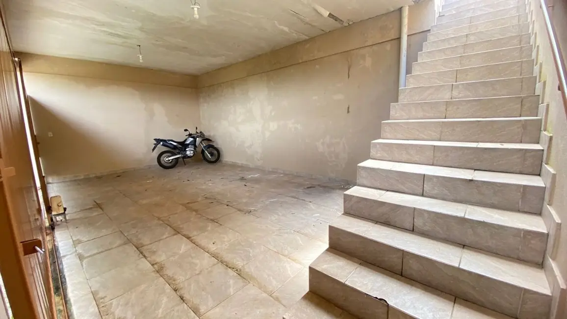 Casa com 5 quartos à venda, 450m2 em Sao Lourenco - MG - imagem 4 Foto 4 de Casa com 5 quartos à venda, 450m2 em Sao Lourenco - MG