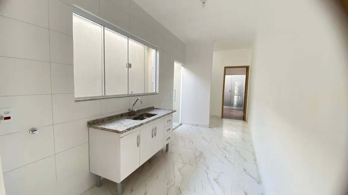 Foto 5 de Casa com 2 quartos à venda e para alugar, 75m2 em Sao Lourenco - MG