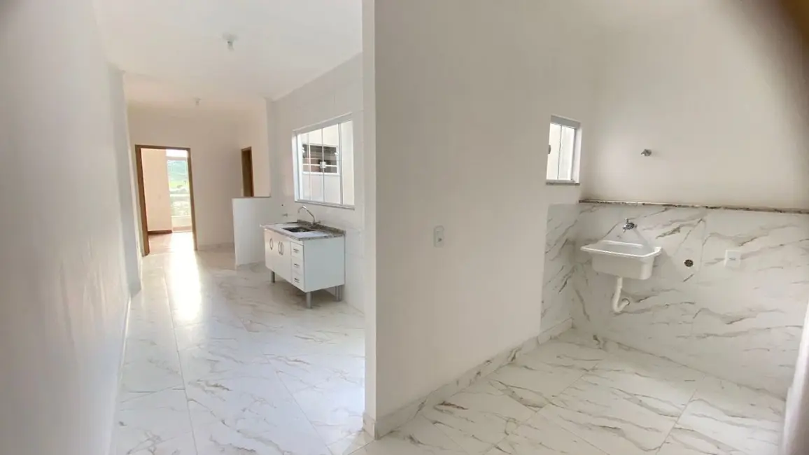 Foto 2 de Casa com 2 quartos à venda e para alugar, 75m2 em Sao Lourenco - MG