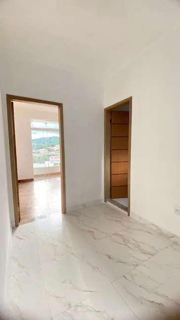 Foto 6 de Casa com 2 quartos à venda e para alugar, 75m2 em Sao Lourenco - MG