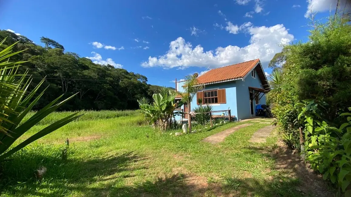 Foto 2 de Chácara com 3 quartos à venda, 1600m2 em Sao Lourenco - MG