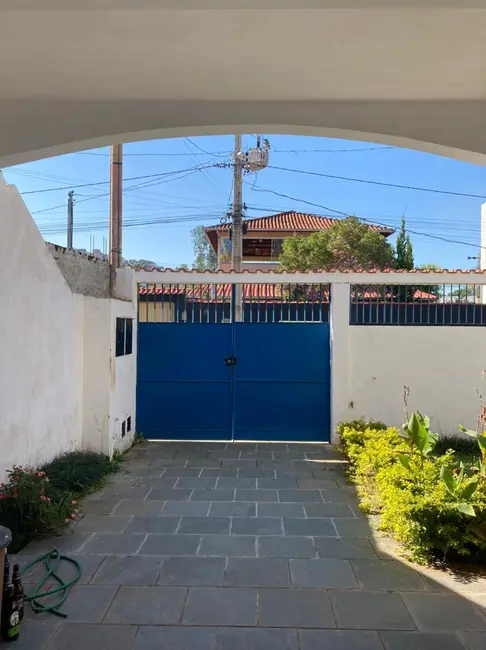 Casa com 5 quartos à venda, 300m2 em Sao Lourenco - MG - imagem 4 Foto 4 de Casa com 5 quartos à venda, 300m2 em Sao Lourenco - MG