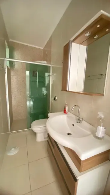 Casa com 3 quartos à venda, 124m2 em Centro, Sao Lourenco - MG - imagem 9 Foto 9 de Casa com 3 quartos à venda, 124m2 em Centro, Sao Lourenco - MG