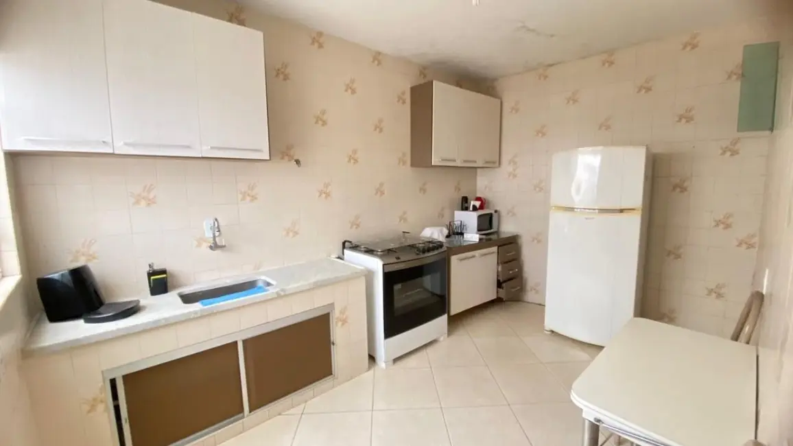 Casa com 3 quartos à venda, 124m2 em Centro, Sao Lourenco - MG - imagem 8 Foto 8 de Casa com 3 quartos à venda, 124m2 em Centro, Sao Lourenco - MG