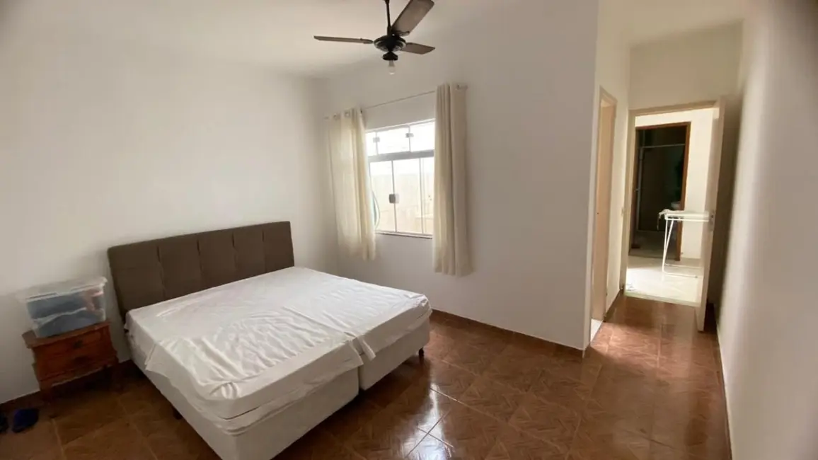 Casa com 3 quartos à venda, 124m2 em Centro, Sao Lourenco - MG - imagem 7 Foto 7 de Casa com 3 quartos à venda, 124m2 em Centro, Sao Lourenco - MG