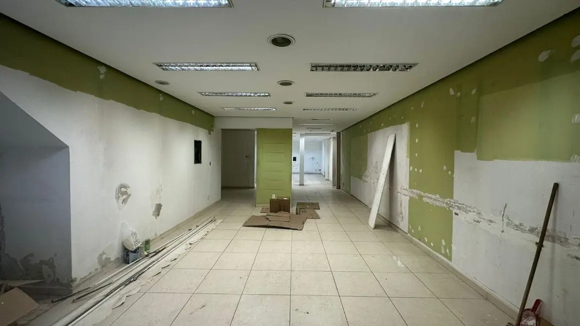 Foto 4 de Loja para alugar, 135m2 em Centro, Sao Lourenco - MG