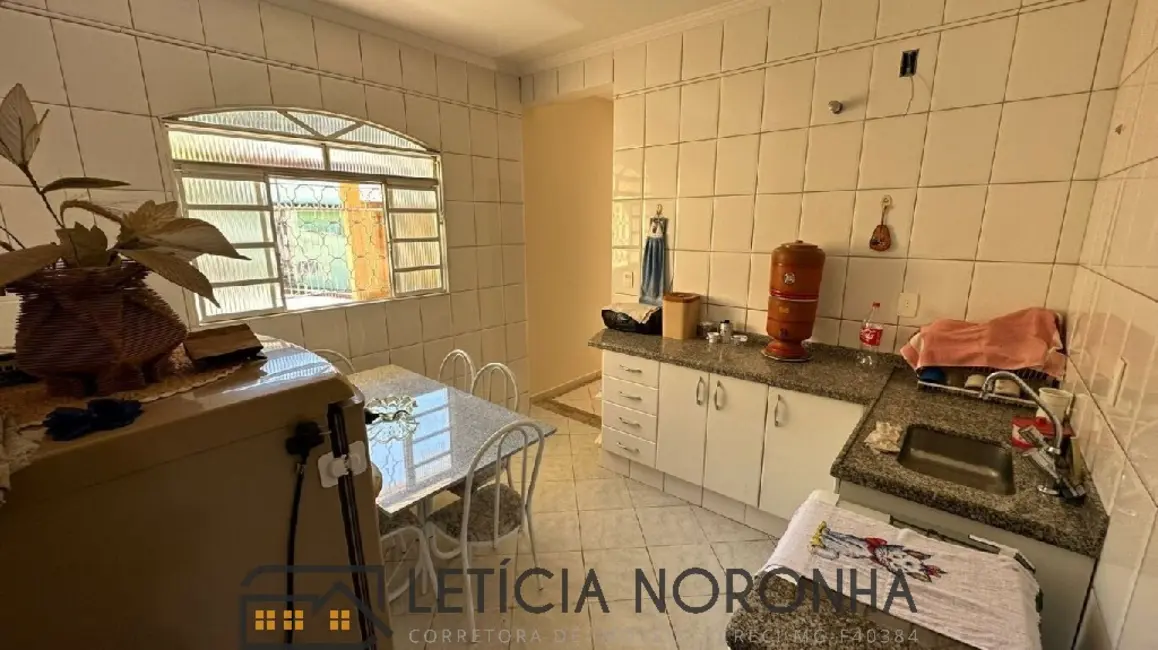 Casa com 2 quartos à venda, 118m2 em Sao Lourenco - MG - imagem 8 Foto 8 de Casa com 2 quartos à venda, 118m2 em Sao Lourenco - MG