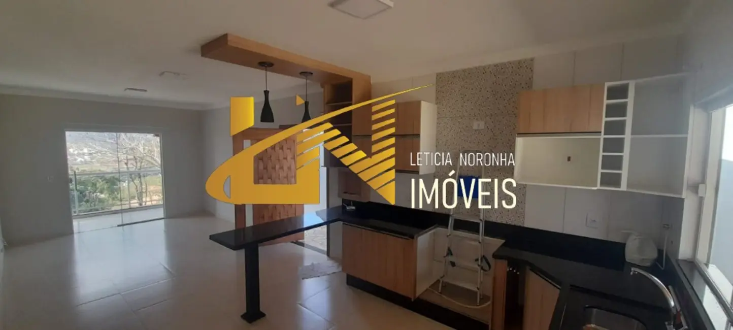 Foto 4 de Casa com 3 quartos à venda, 135m2 em Sao Lourenco - MG