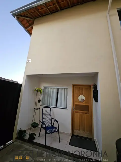 Foto 2 de Casa com 2 quartos à venda, 90m2 em Sao Lourenco - MG