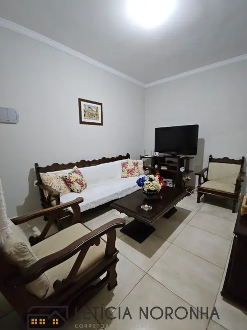 Casa com 2 quartos à venda, 90m2 em Sao Lourenco - MG - imagem 3 Foto 3 de Casa com 2 quartos à venda, 90m2 em Sao Lourenco - MG