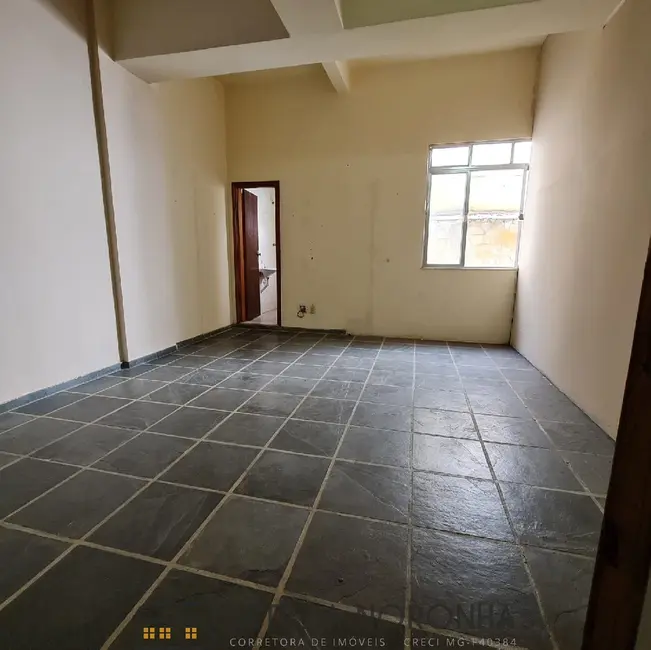 Sala Comercial para alugar, 55m2 em Centro, Sao Lourenco - MG - imagem 3 Foto 3 de Sala Comercial para alugar, 55m2 em Centro, Sao Lourenco - MG