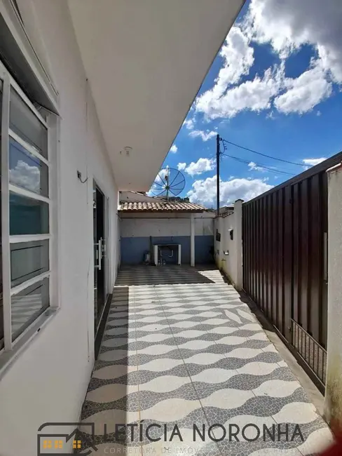 Foto 2 de Casa com 1 quarto à venda, 86m2 em Sao Lourenco - MG