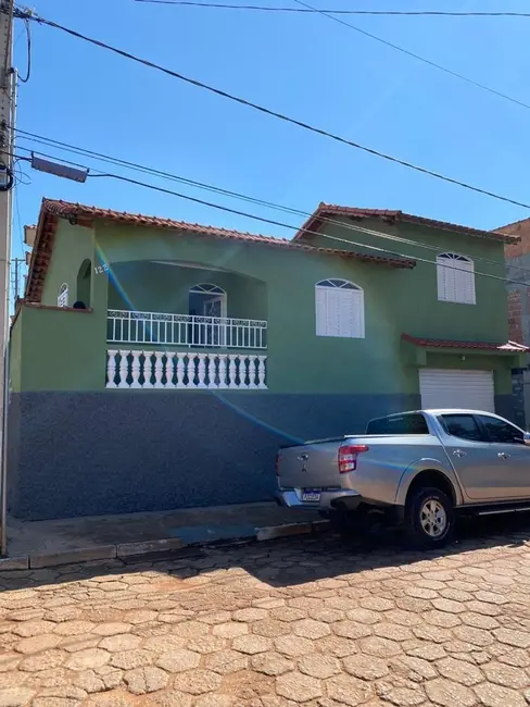 Foto 3 de Casa com 3 quartos à venda, 86m2 em Carmo De Minas - MG