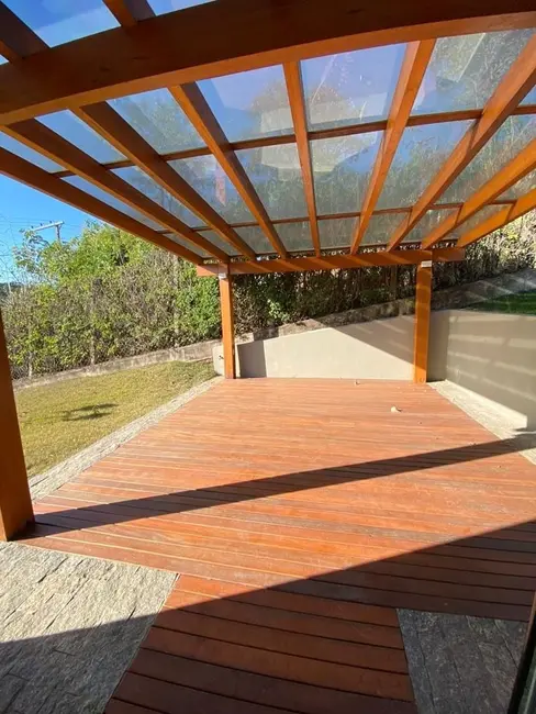 Casa com 3 quartos à venda, 1078m2 em Soledade De Minas - MG - imagem 6 Foto 6 de Casa com 3 quartos à venda, 1078m2 em Soledade De Minas - MG