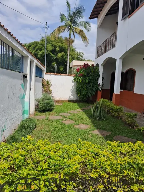 Casa com 5 quartos à venda, 215m2 em Sao Lourenco - MG - imagem 5 Foto 5 de Casa com 5 quartos à venda, 215m2 em Sao Lourenco - MG