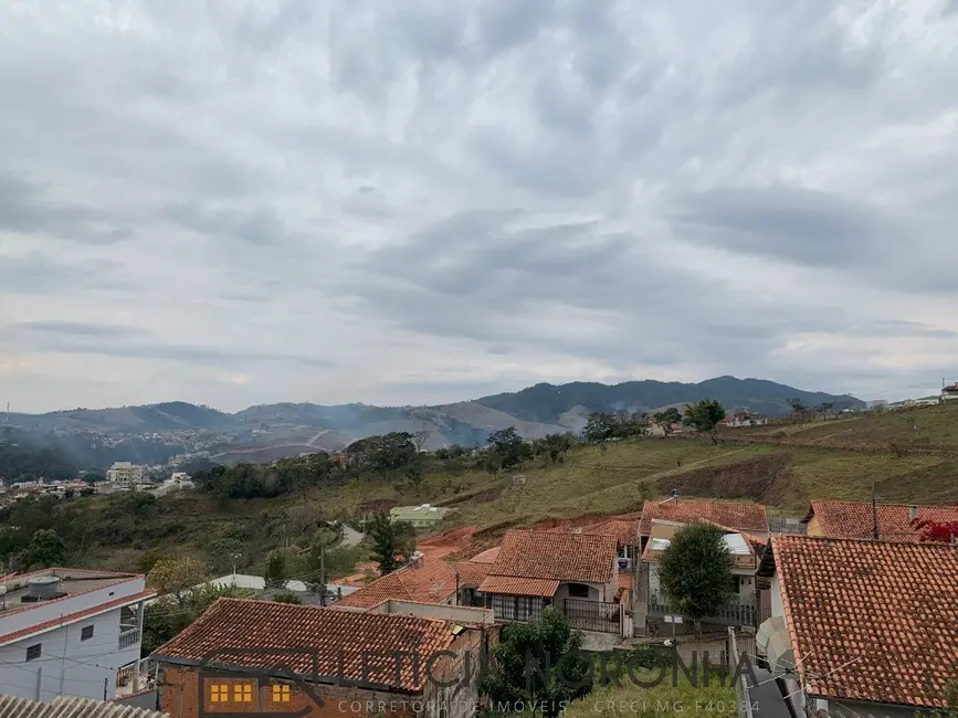 Foto 1 de Casa com 2 quartos à venda, 83m2 em Sao Lourenco - MG