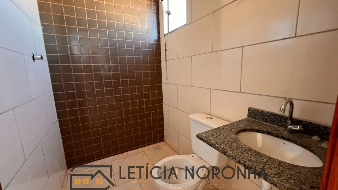 Foto 2 de Casa com 2 quartos para alugar, 69m2 em Sao Lourenco - MG