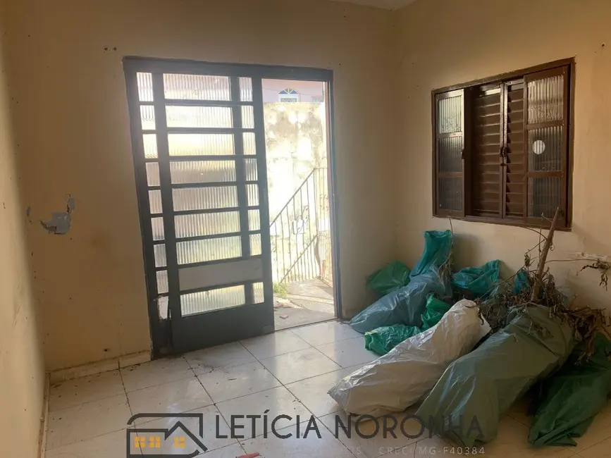 Casa com 4 quartos à venda, 200m2 em Sao Lourenco - MG - imagem 5 Foto 5 de Casa com 4 quartos à venda, 200m2 em Sao Lourenco - MG