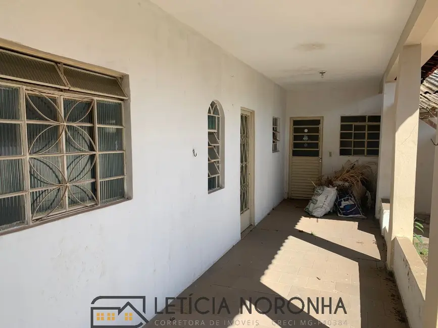 Casa com 5 quartos à venda, 173m2 em Sao Lourenco - MG - imagem 4 Foto 4 de Casa com 5 quartos à venda, 173m2 em Sao Lourenco - MG