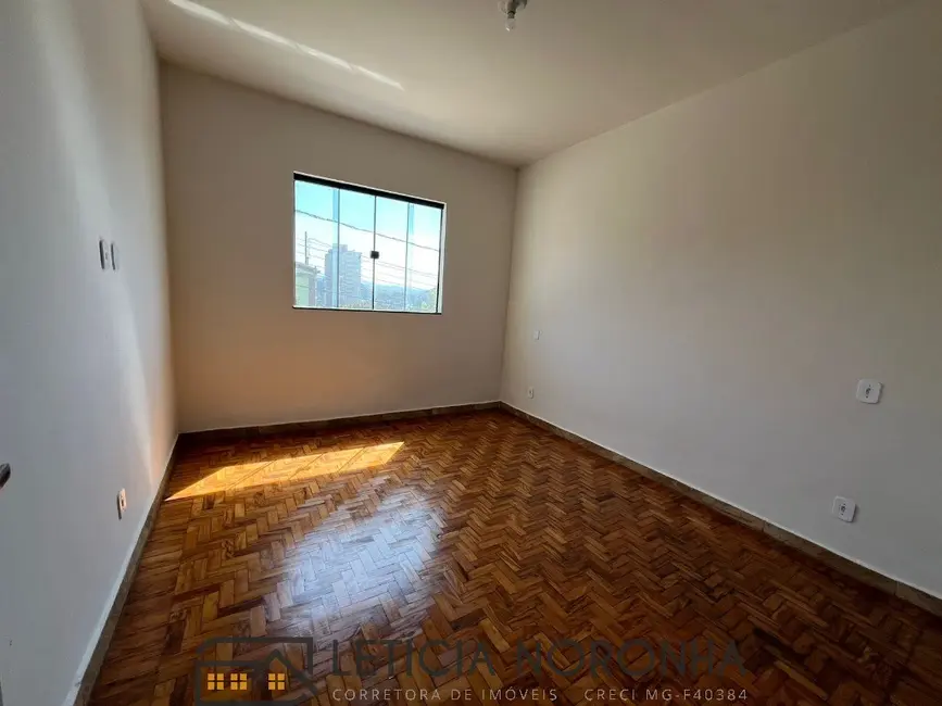 Foto 1 de Casa com 2 quartos para alugar, 75m2 em Sao Lourenco - MG