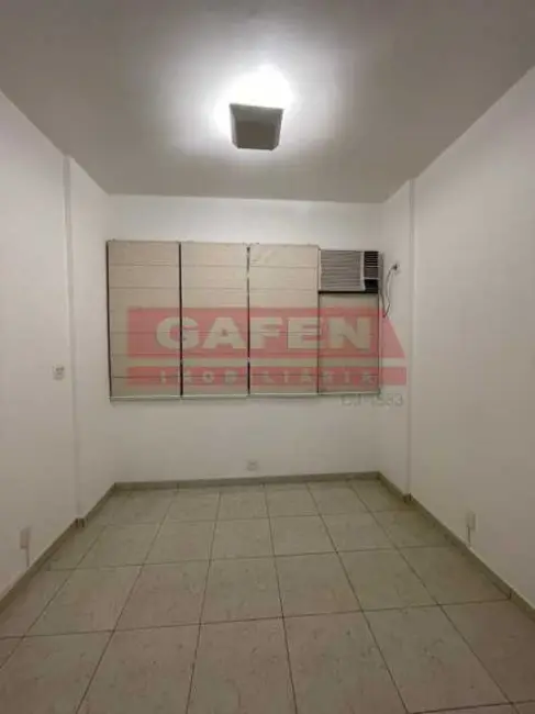Sala Comercial à venda, 30m2 em Rio De Janeiro - RJ - imagem 3 Foto 3 de Sala Comercial à venda, 30m2 em Rio De Janeiro - RJ