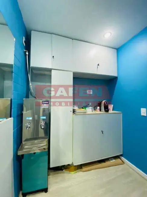 Sala Comercial à venda, 136m2 em Rio De Janeiro - RJ - imagem 7 Foto 7 de Sala Comercial à venda, 136m2 em Rio De Janeiro - RJ