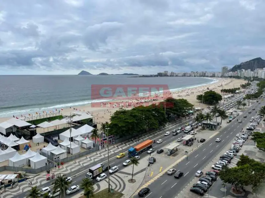 Foto 3 de Apartamento com 3 quartos à venda, 300m2 em Rio De Janeiro - RJ