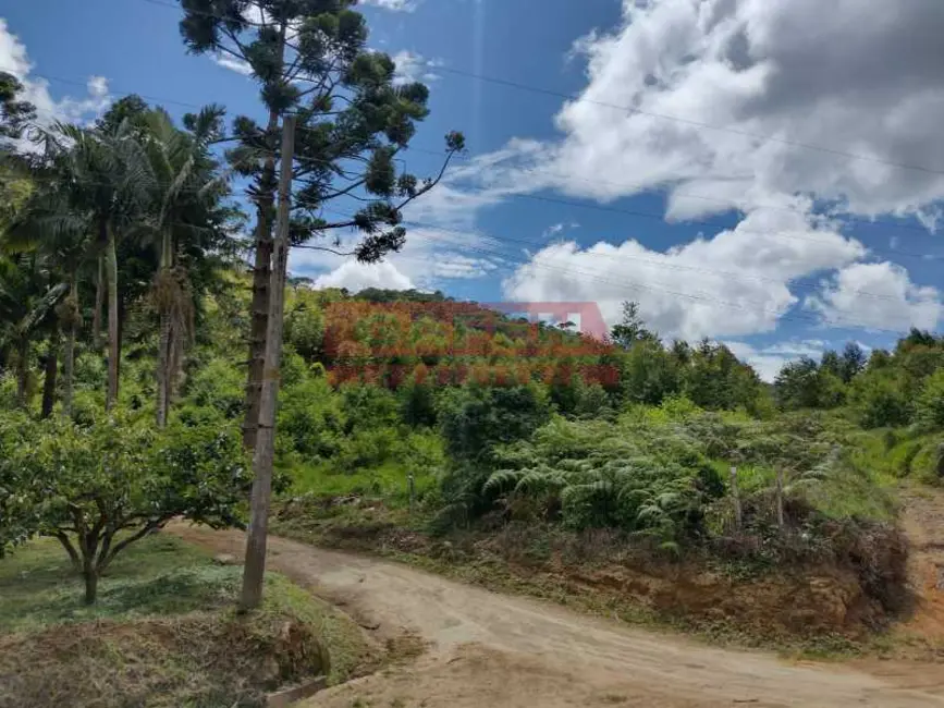 Foto 8 de Sítio / Rancho à venda, 1900m2 em Nova Friburgo - RJ