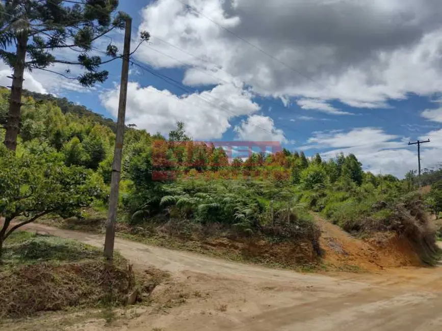 Foto 9 de Sítio / Rancho à venda, 1900m2 em Nova Friburgo - RJ