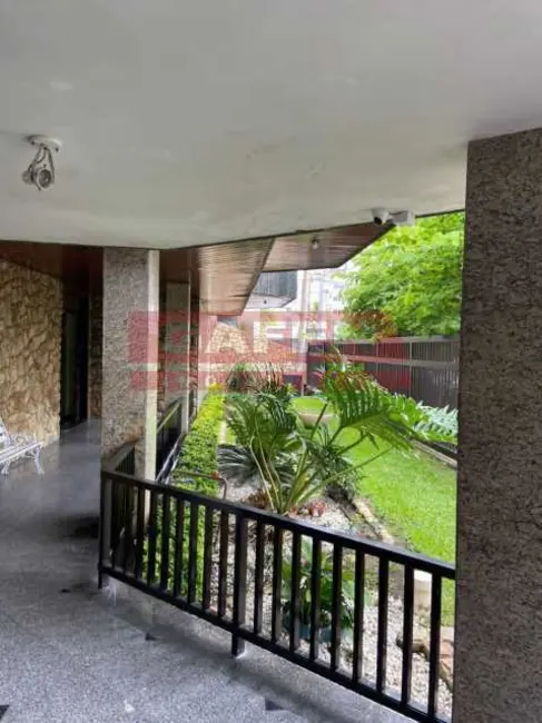 Foto 2 de Apartamento com 3 quartos à venda, 128m2 em Cabo Frio - RJ