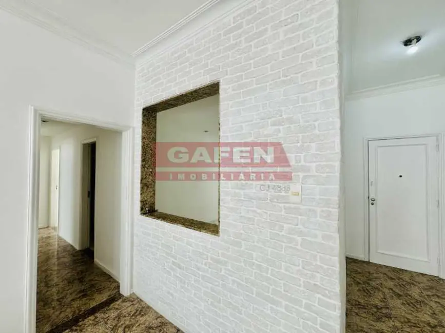 Apartamento com 3 quartos à venda, 117m2 em Rio De Janeiro - RJ - imagem 2 Foto 2 de Apartamento com 3 quartos à venda, 117m2 em Rio De Janeiro - RJ