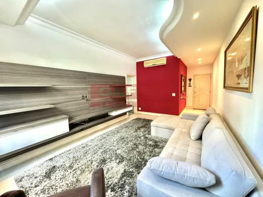 Apartamento com 3 quartos à venda, 117m2 em Rio De Janeiro - RJ - imagem 4 Foto 4 de Apartamento com 3 quartos à venda, 117m2 em Rio De Janeiro - RJ