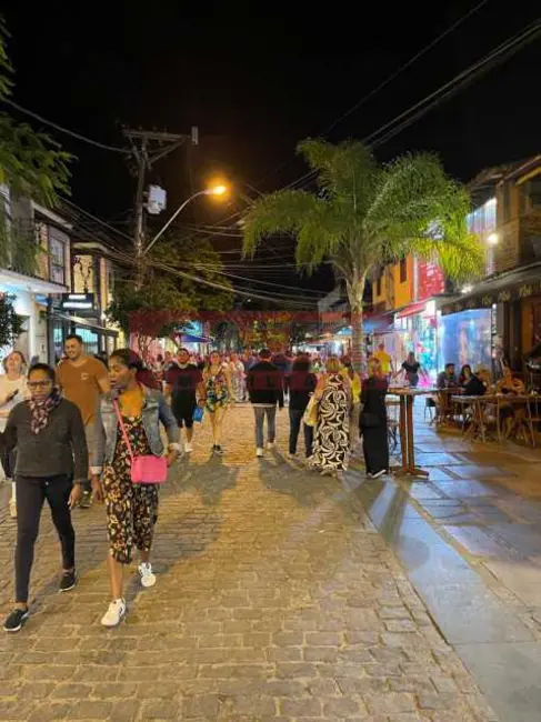 Foto 4 de Casa Comercial com 4 quartos à venda, 260m2 em Armacao Dos Buzios - RJ