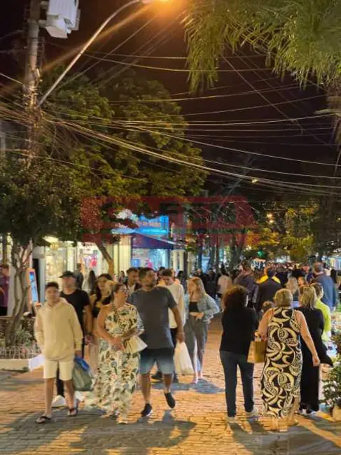 Foto 3 de Casa Comercial com 4 quartos à venda, 260m2 em Armacao Dos Buzios - RJ