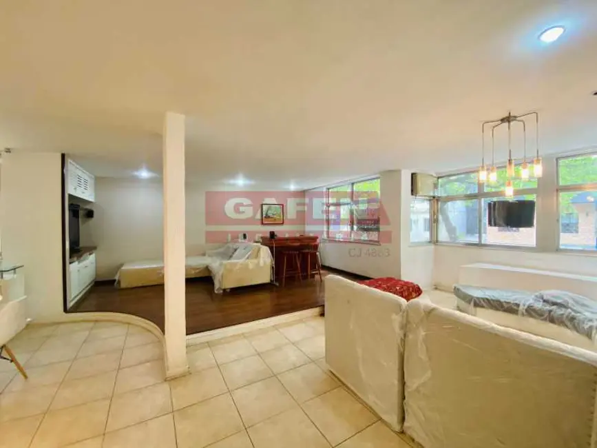 Foto 3 de Apartamento com 3 quartos à venda, 200m2 em Rio De Janeiro - RJ
