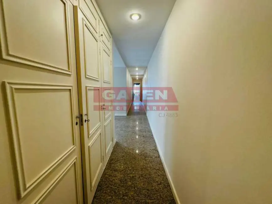Foto 8 de Apartamento com 3 quartos à venda, 270m2 em Rio De Janeiro - RJ