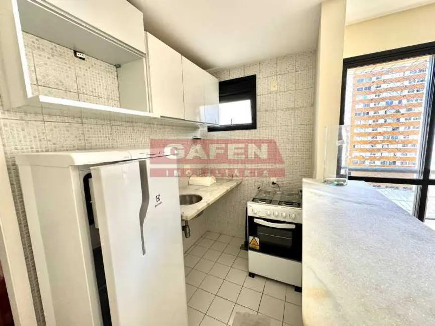 Loft / Flat com 1 quarto para alugar, 40m2 em Rio De Janeiro - RJ - imagem 7 Foto 7 de Loft / Flat com 1 quarto para alugar, 40m2 em Rio De Janeiro - RJ