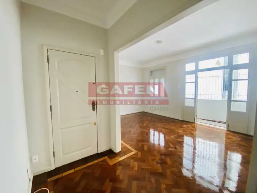 Foto 2 de Apartamento com 2 quartos para alugar, 110m2 em Rio De Janeiro - RJ