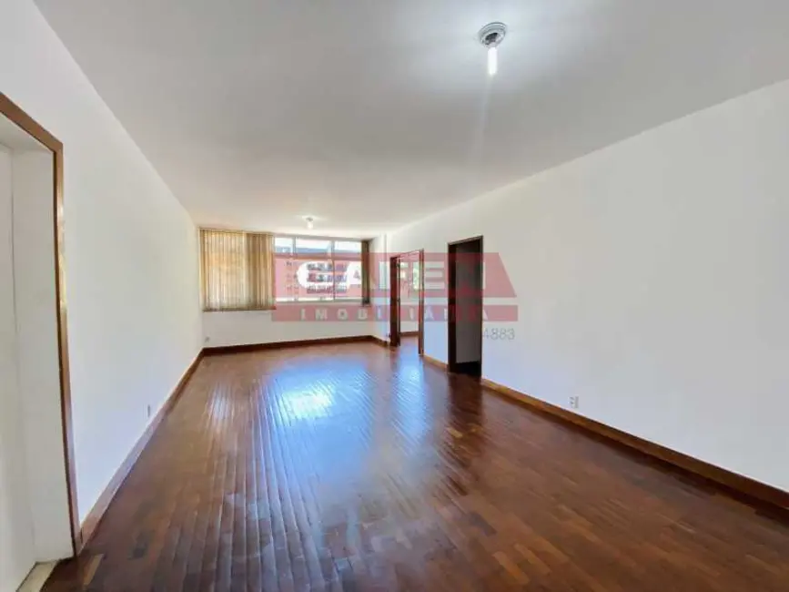 Foto 2 de Apartamento com 4 quartos à venda, 160m2 em Rio De Janeiro - RJ