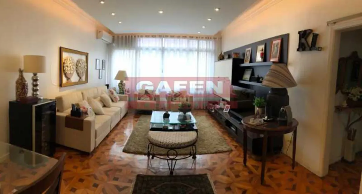 Apartamento com 3 quartos à venda, 200m2 em Rio De Janeiro - RJ - imagem 2 Foto 2 de Apartamento com 3 quartos à venda, 200m2 em Rio De Janeiro - RJ