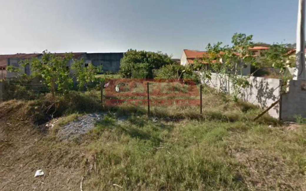 Foto 2 de Terreno / Lote à venda, 525m2 em Araruama - RJ